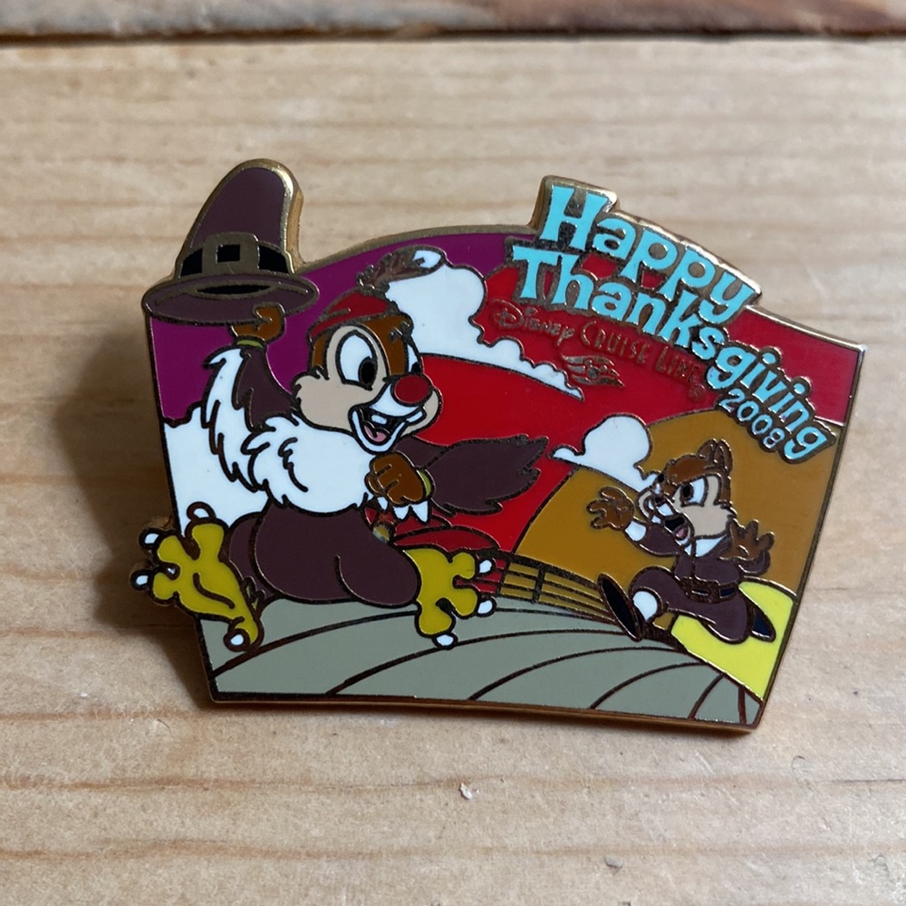 Disney Chip & Dale Pin Thanksgiving vintage